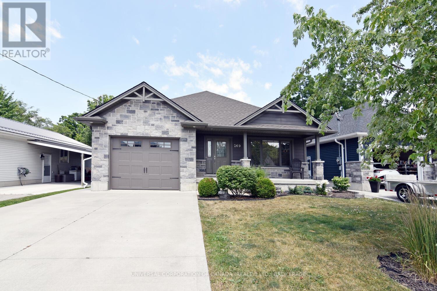 269 SYDENHAM STREET E, Aylmer