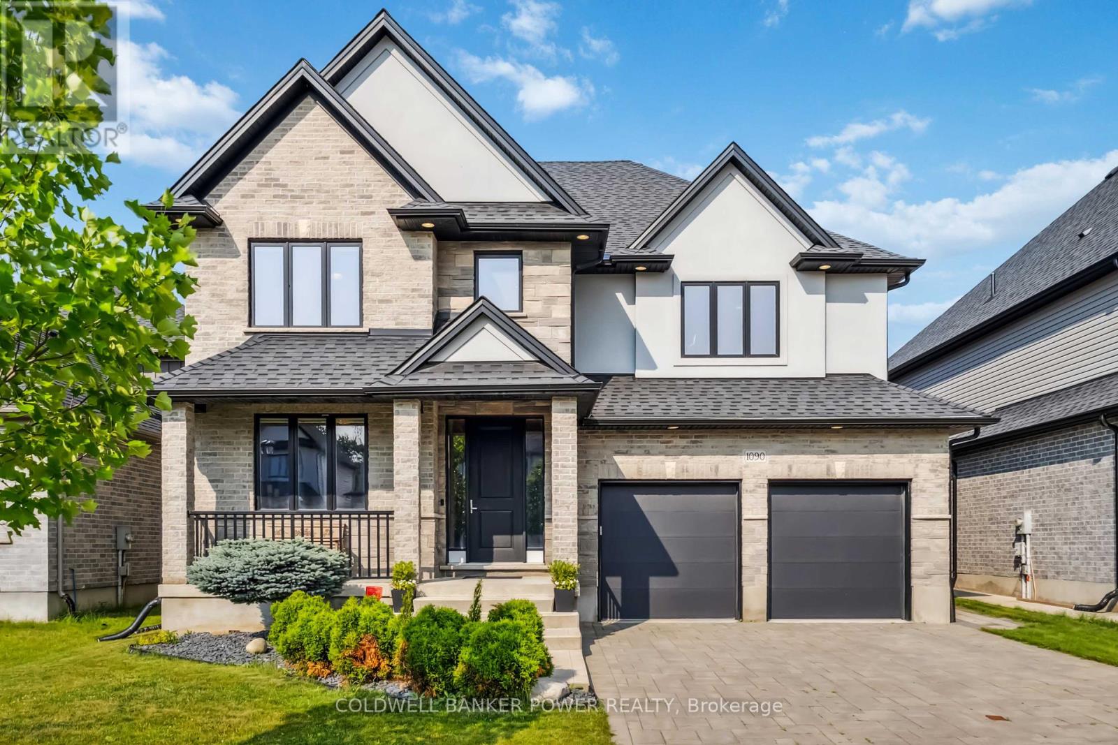 1090 EAGLETRACE DRIVE, London North (North S)