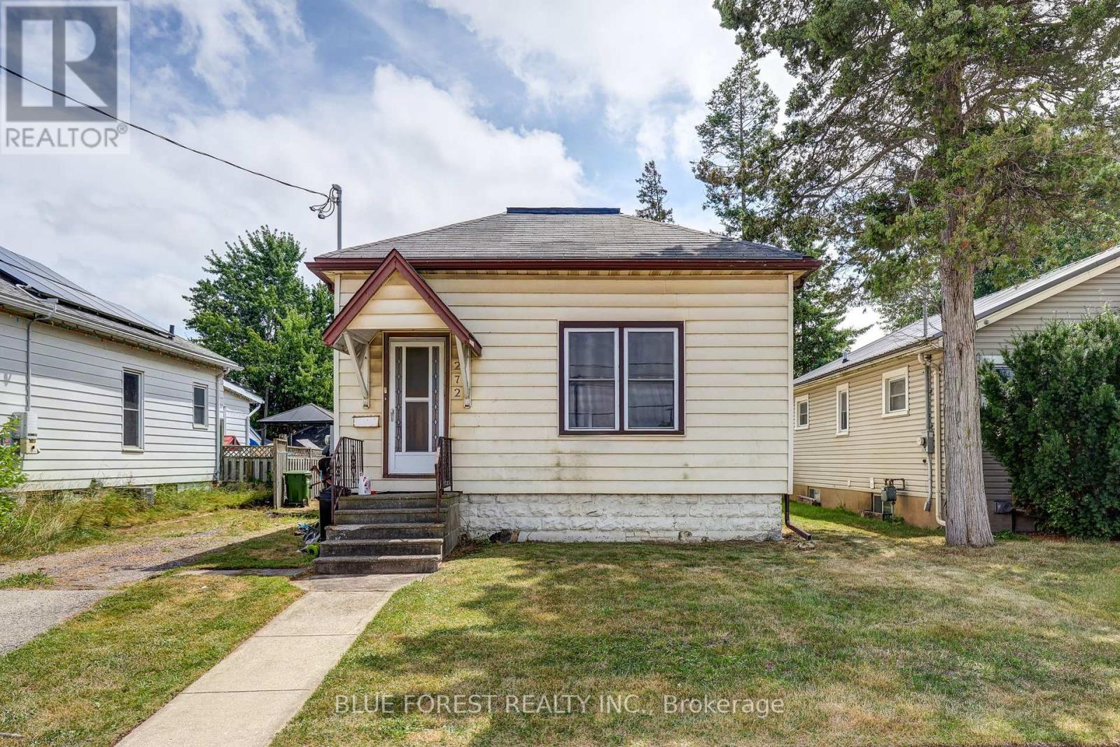 272 WELLINGTON STREET N, St. Thomas