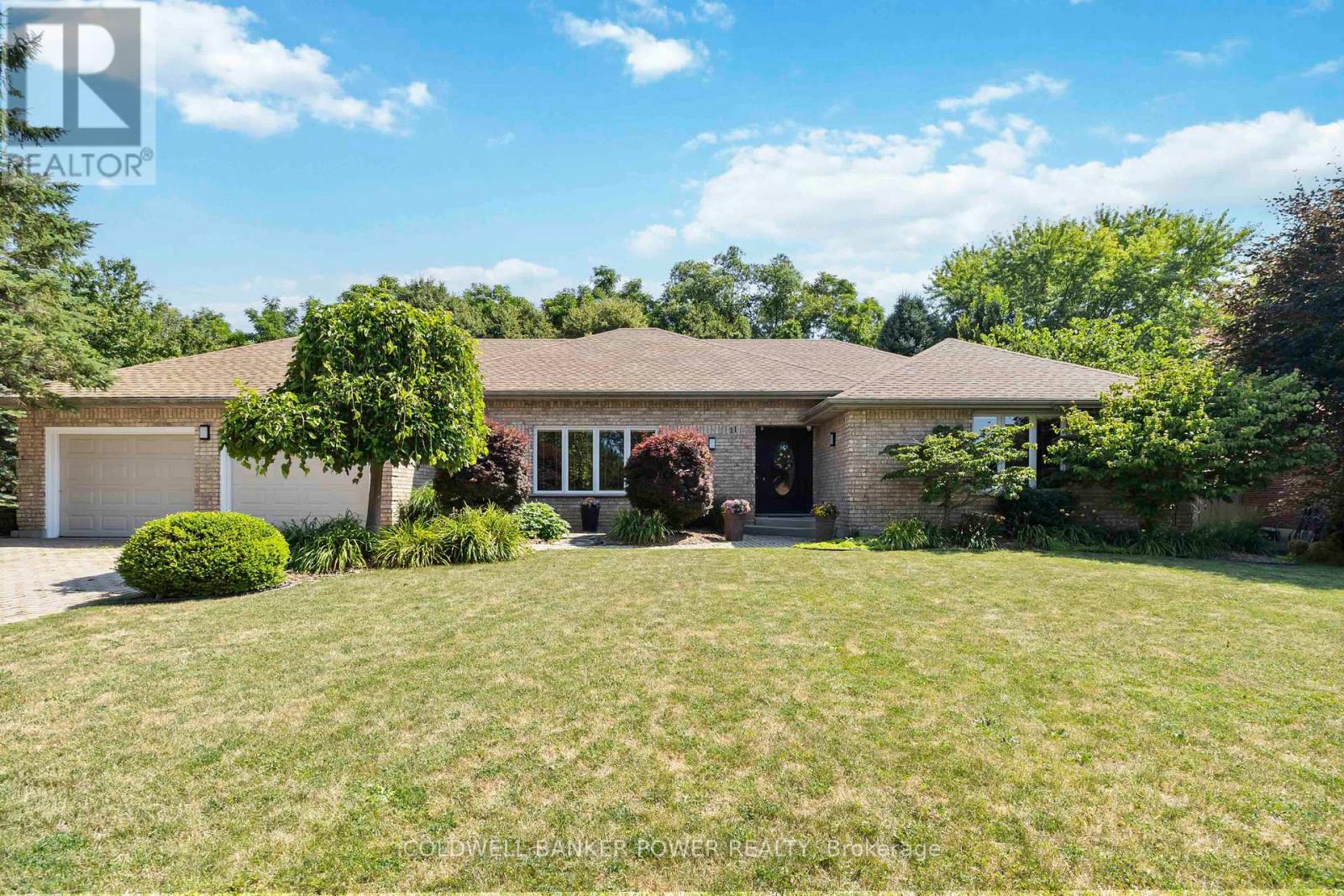 11 OTTER COURT, Tillsonburg