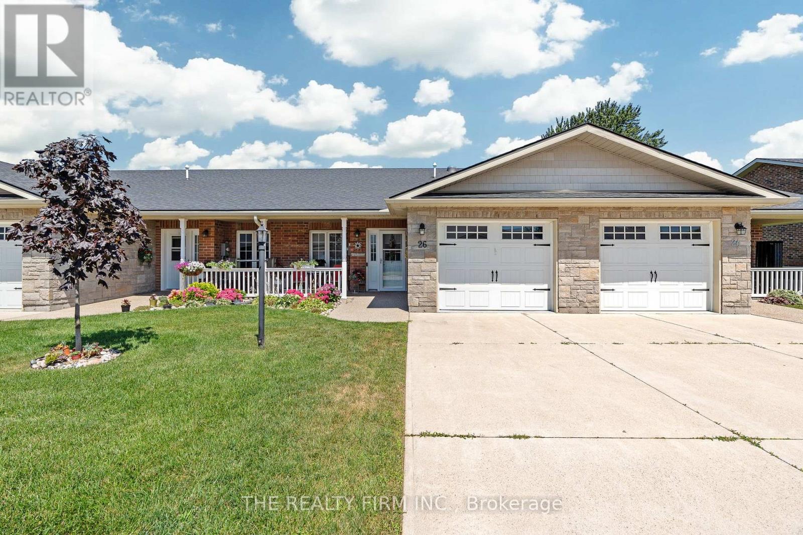 26 DEVON DRIVE, South Huron (Exeter)