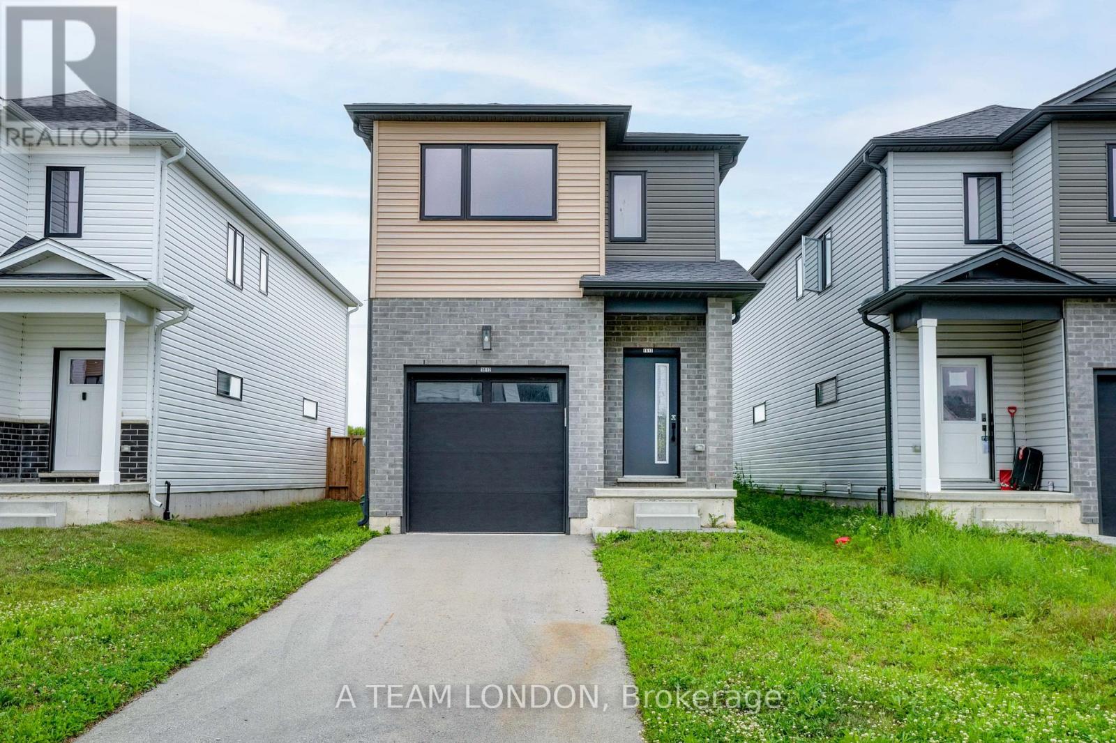1612 CAPRI CRESCENT, London North (North S)