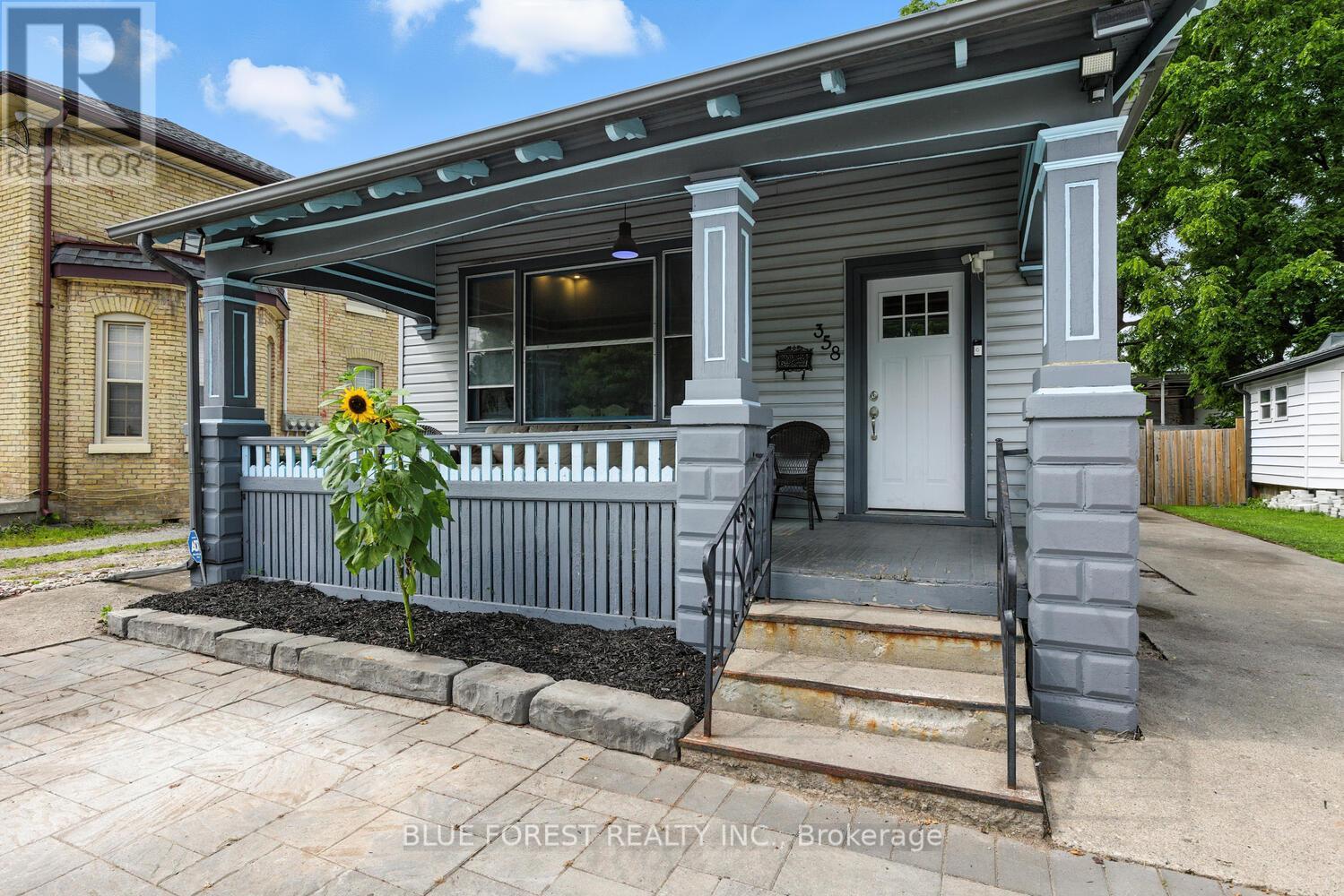 358 SIMCOE STREET, London East (East K)
