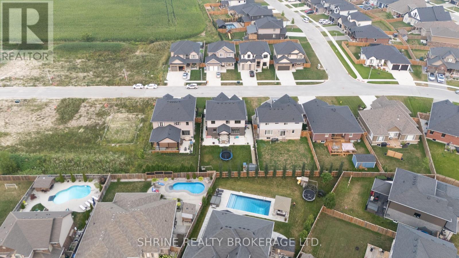 108 WATTS DRIVE, Lucan Biddulph (Lucan)