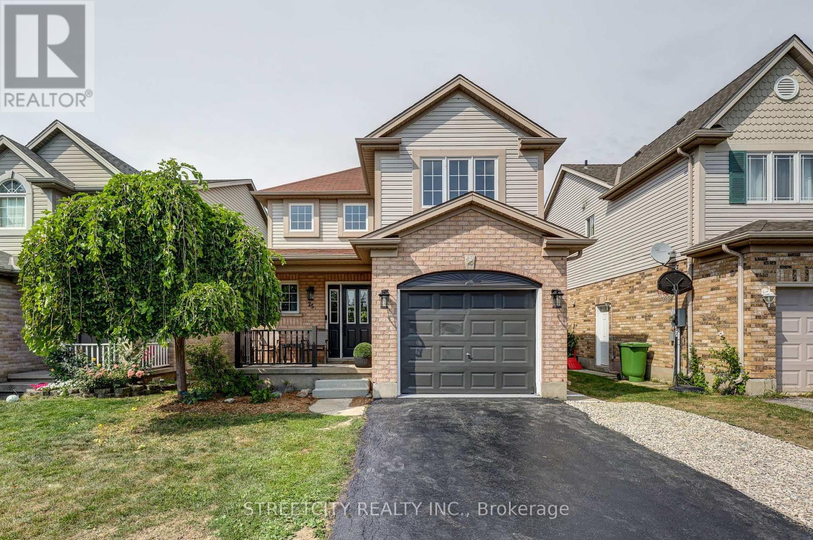 25 AXFORD PARKWAY, St. Thomas