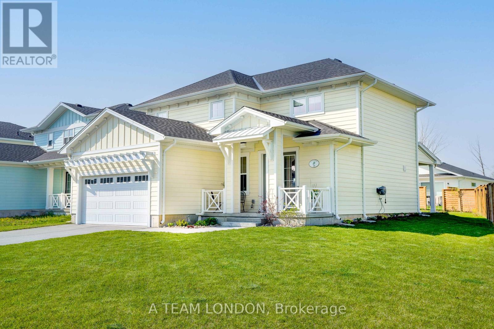 35 REGATTA WAY, Central Elgin