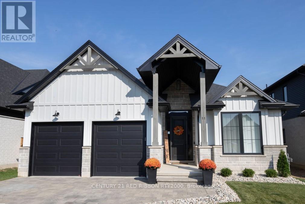 11 BRISCOE CRESCENT, Strathroy-Caradoc (NE)