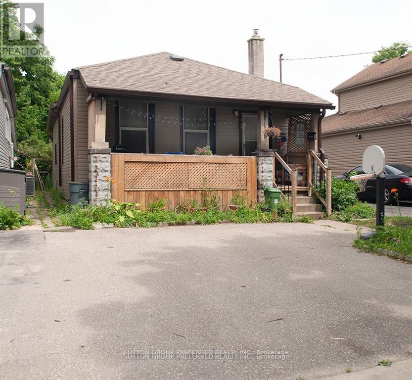 138 COLBORNE STREET, London East (East K)