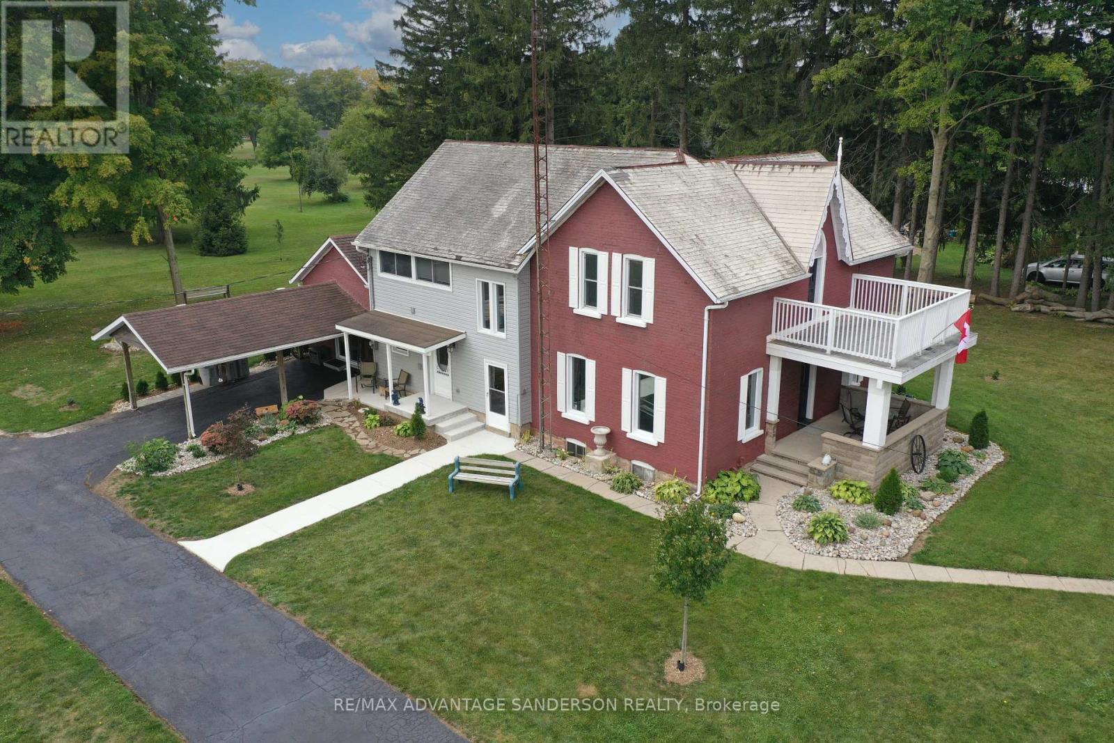 8523 TOWNSEND LINE, Lambton Shores (Arkona)