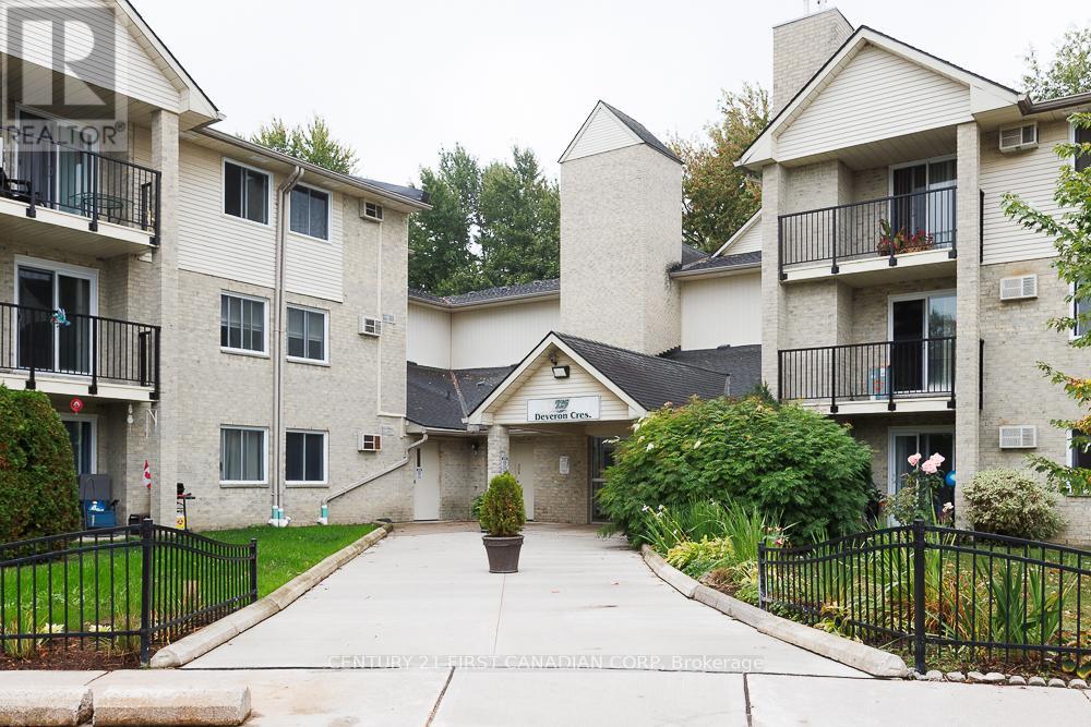 204 - 725 DEVERON CRESCENT, London South (South T)