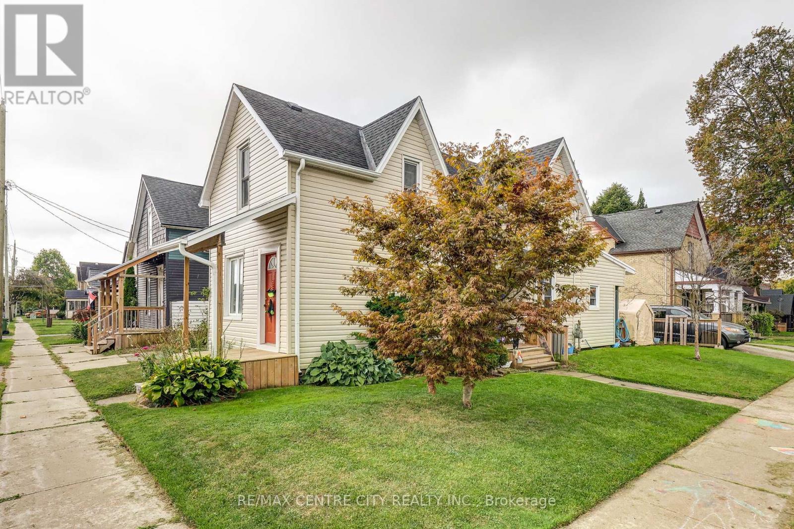 270 ROSS STREET, St. Thomas