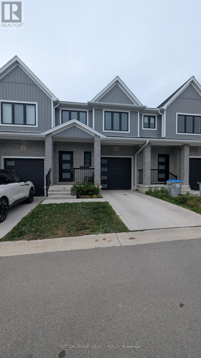 3 - 1 MILLER DRIVE, Lucan Biddulph (Lucan)