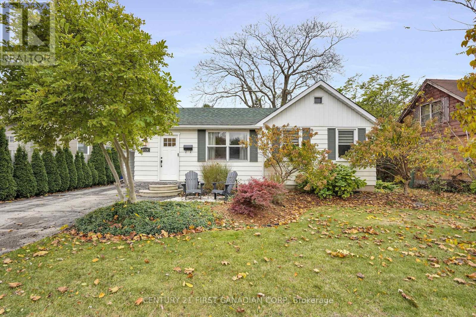 4279 SOUTH ROUTLEDGE ROAD, London South (South V)