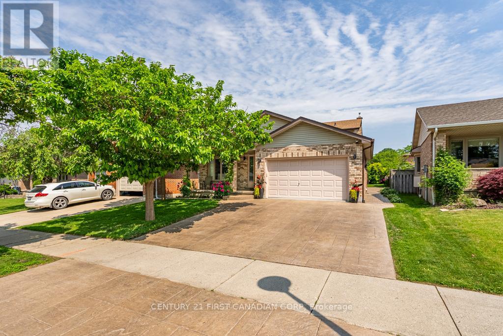 169 ASHLEY CRESCENT, London South (South X)