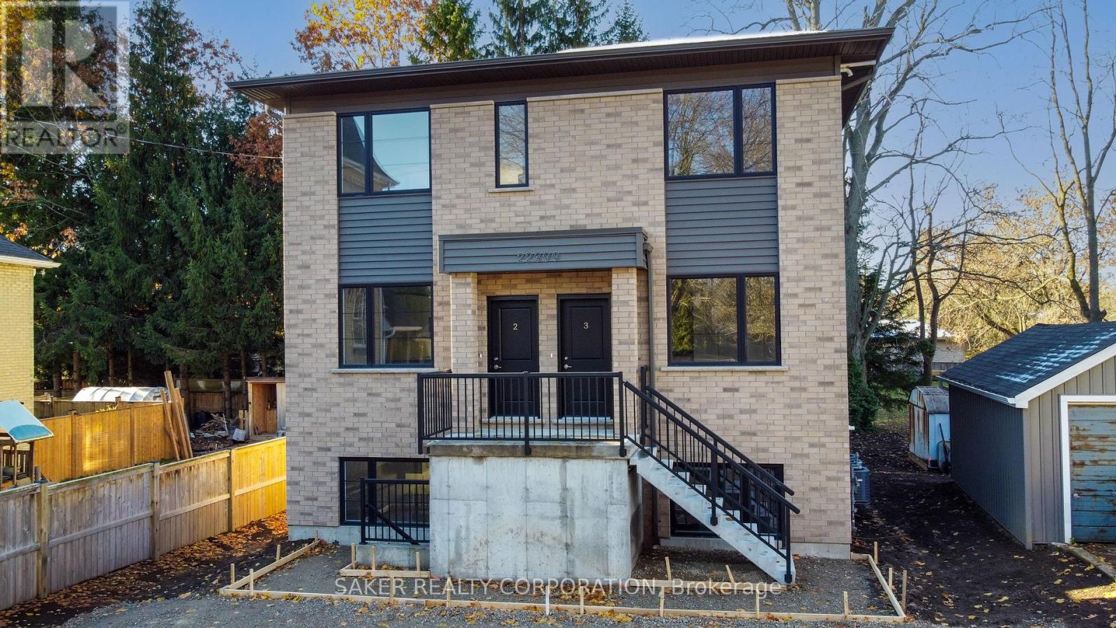 22399 ADELAIDE ROAD, Strathroy-Caradoc (Mount Brydges)