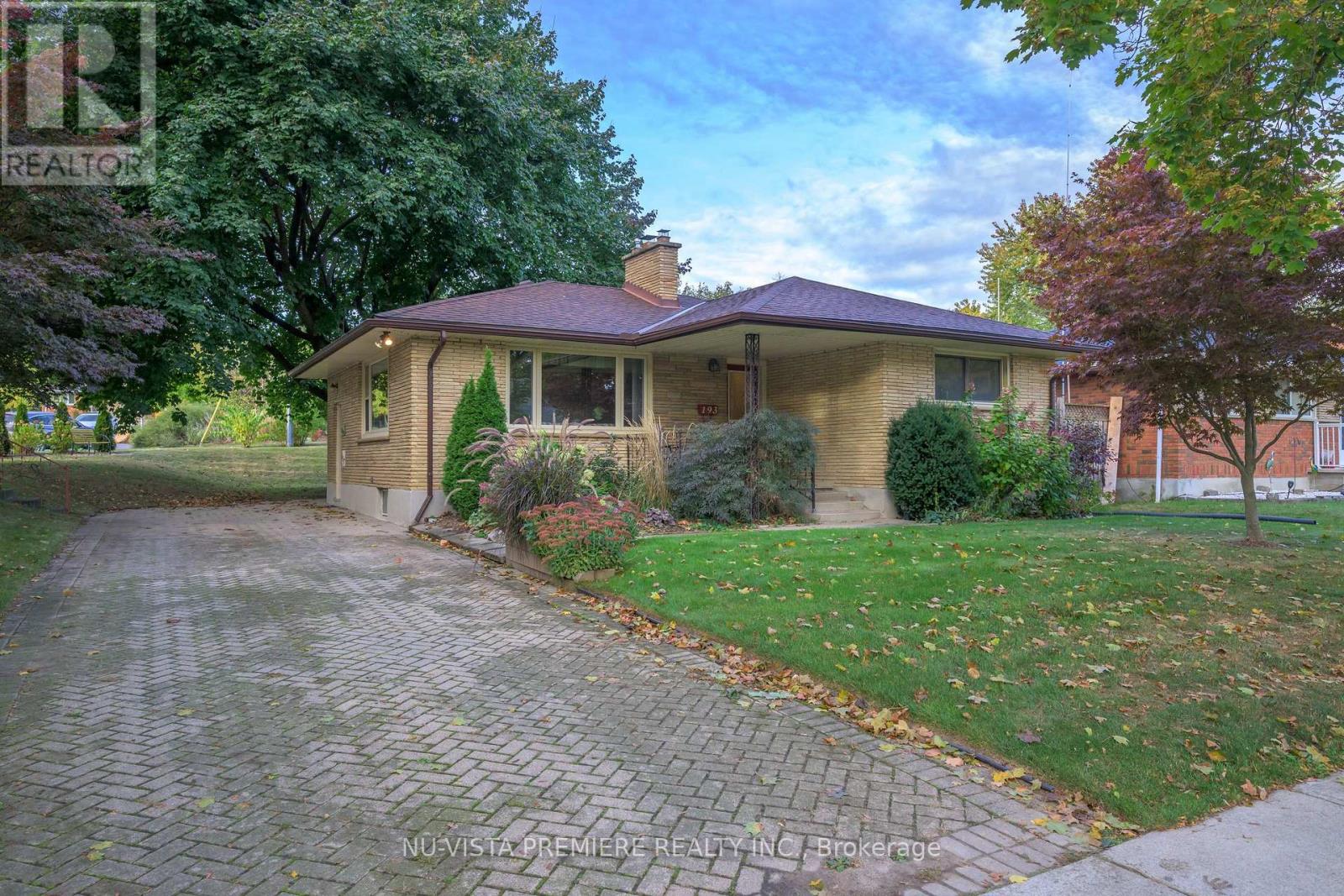 193 KING EDWARD AVENUE, London South (South J)