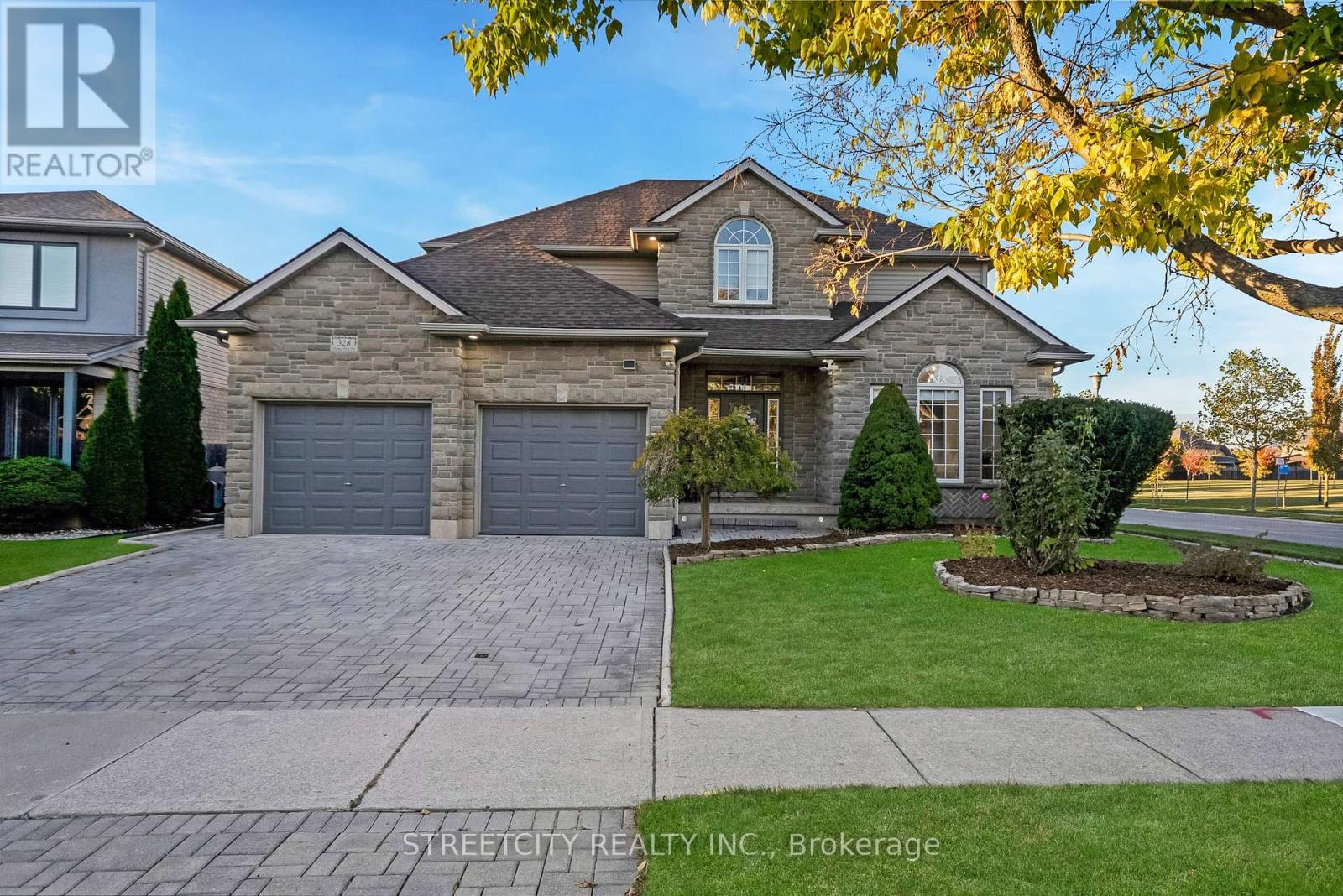 328 PLANE TREE DRIVE, London North (North R)