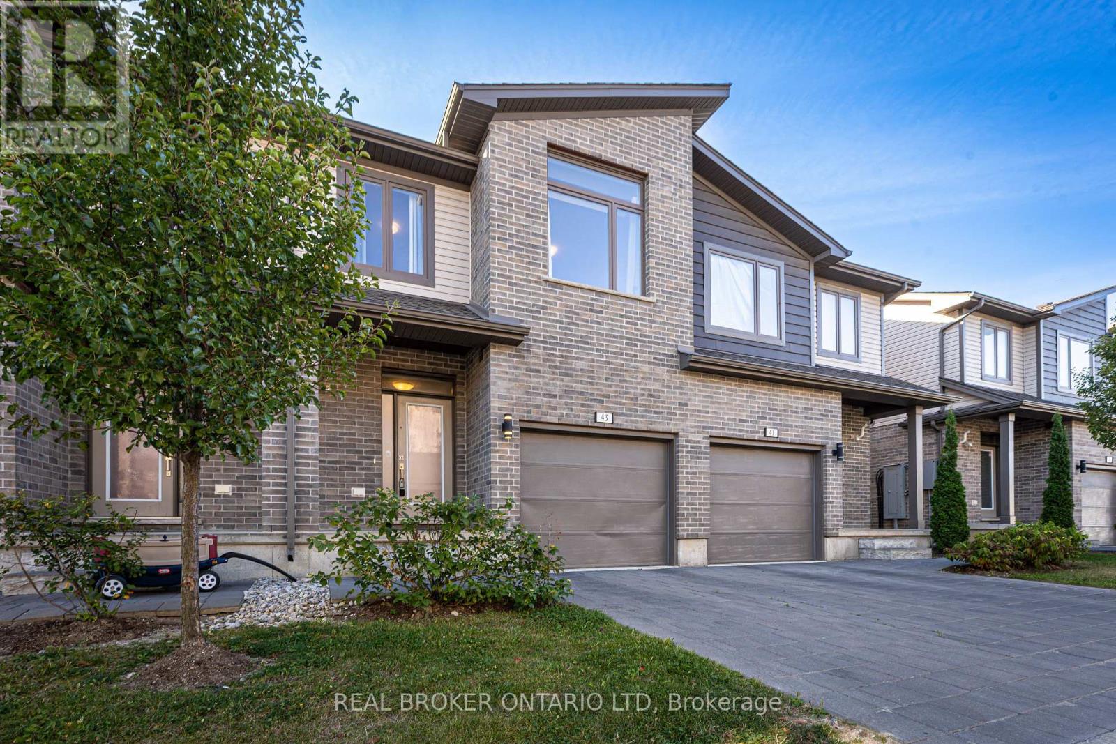 43 - 1960 DALMAGARRY ROAD, London North (North E)