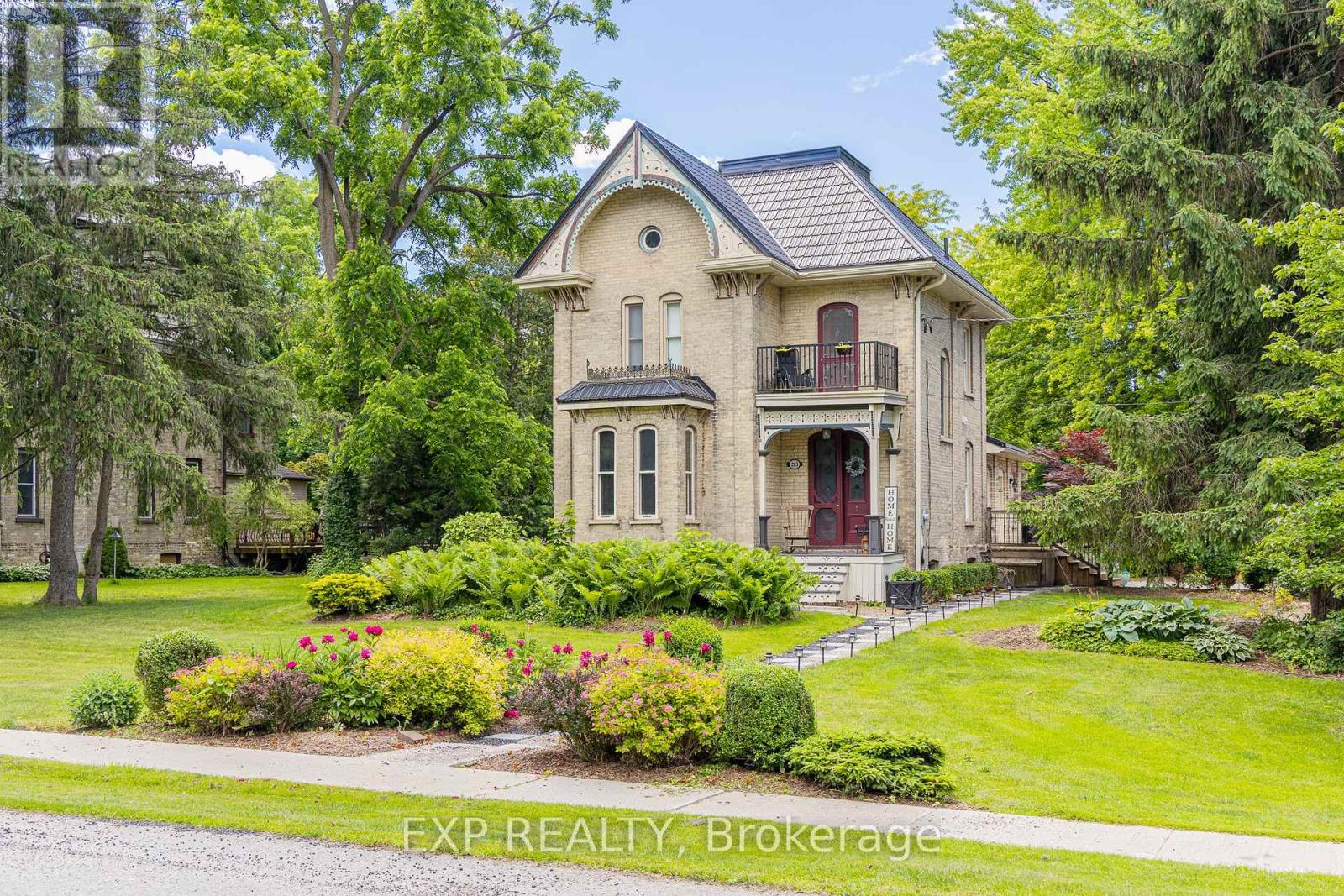 283 HASTINGS STREET, North Middlesex (Parkhill)