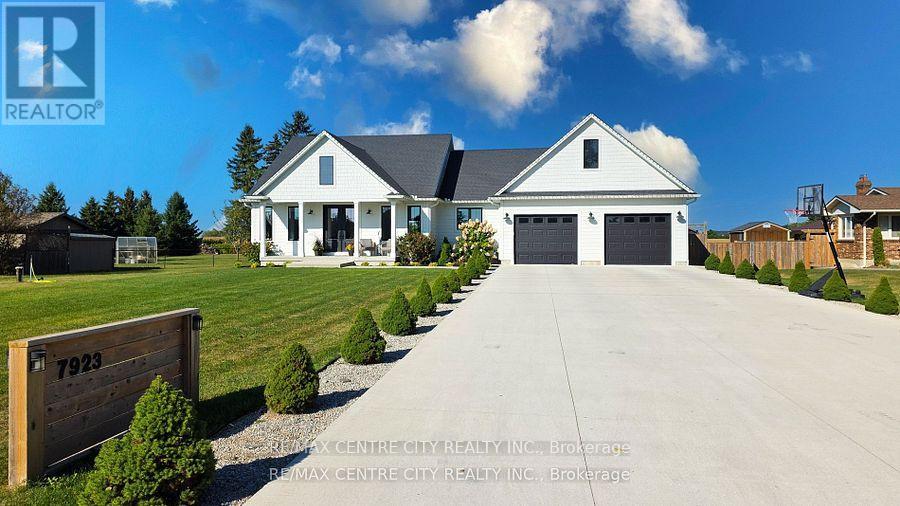 7923 FAIRVIEW ROAD, Central Elgin