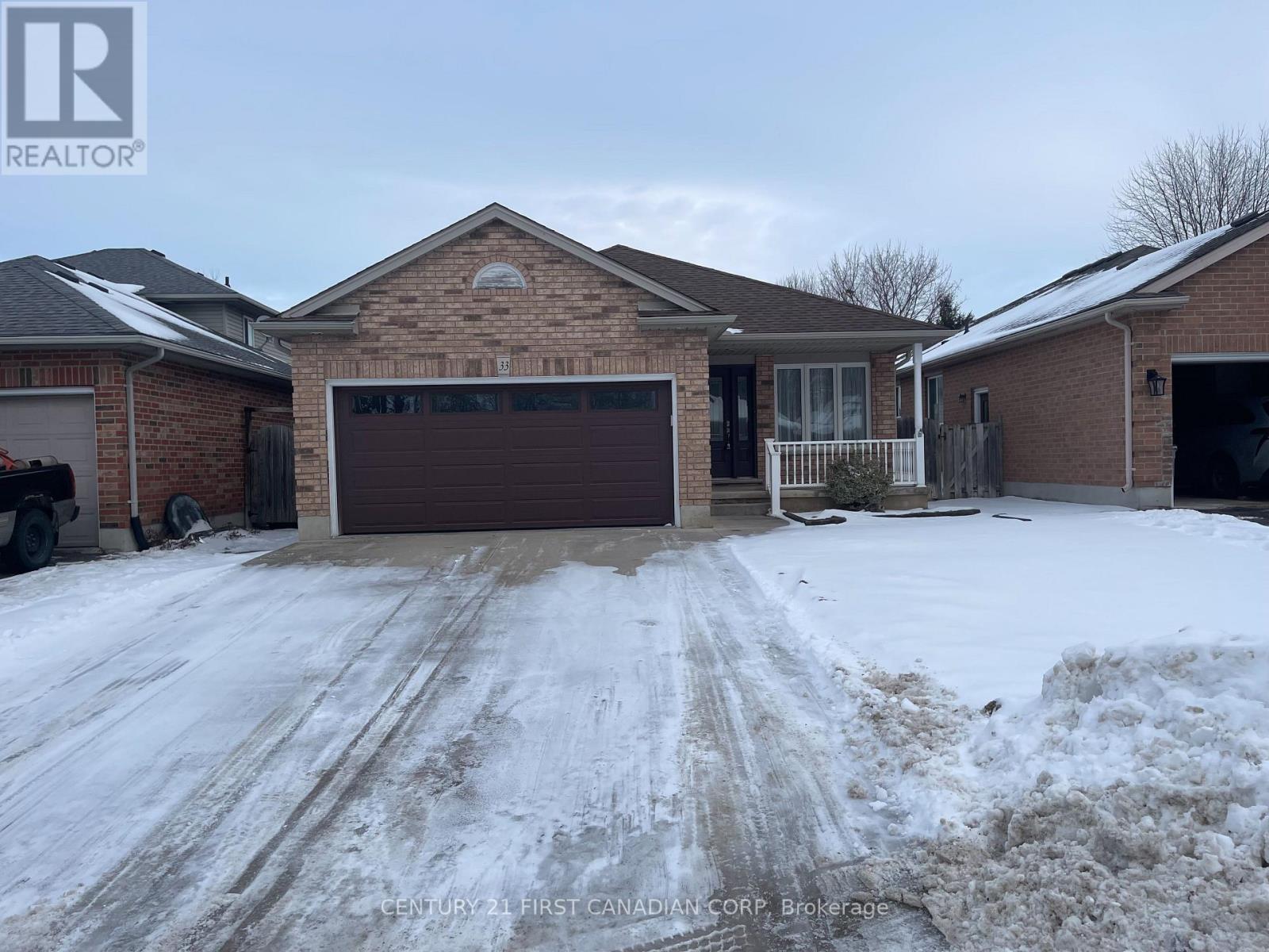 33 JUNIPER CRESCENT, Strathroy-Caradoc (SE)