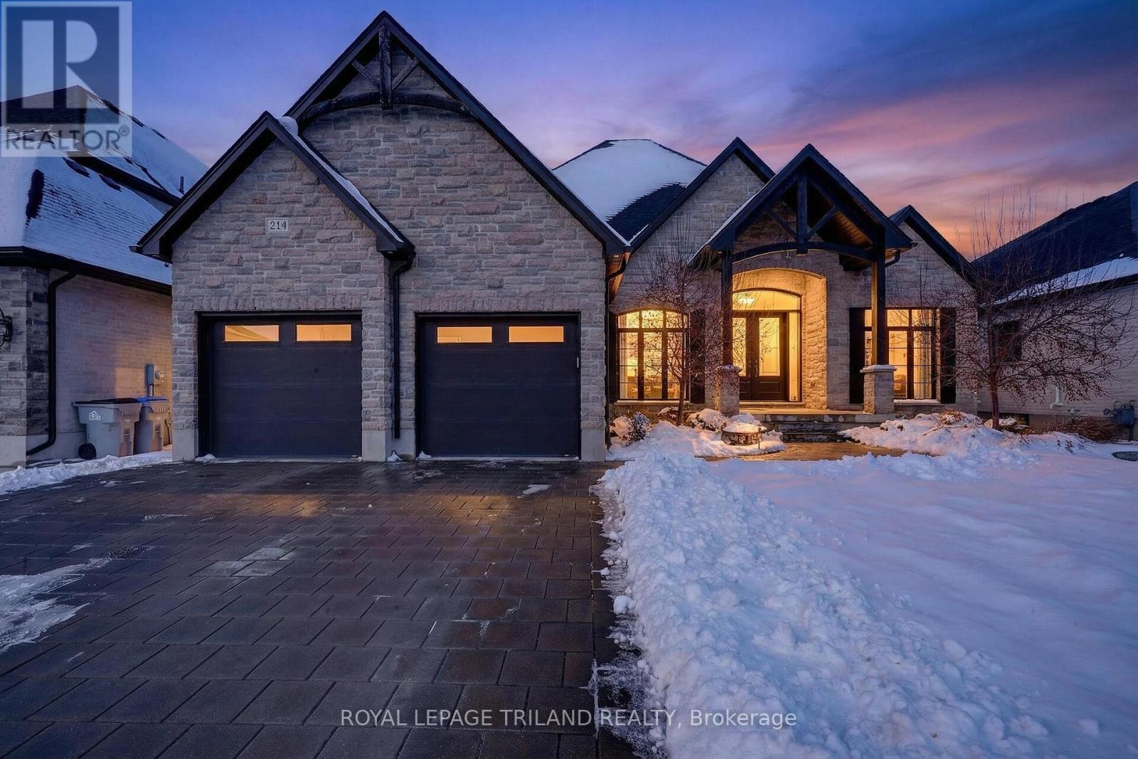 218 - 9861 GLENDON DRIVE, Middlesex Centre (Komoka)