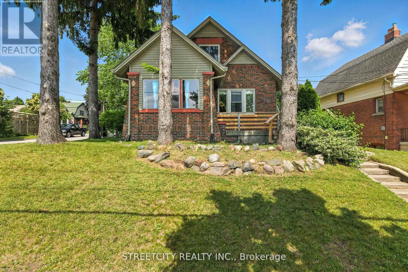 418 ASHLAND AVENUE, London East (East G)