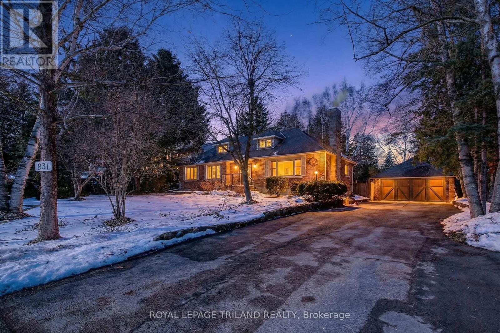 831 RIVERSIDE DRIVE, London North (North P)