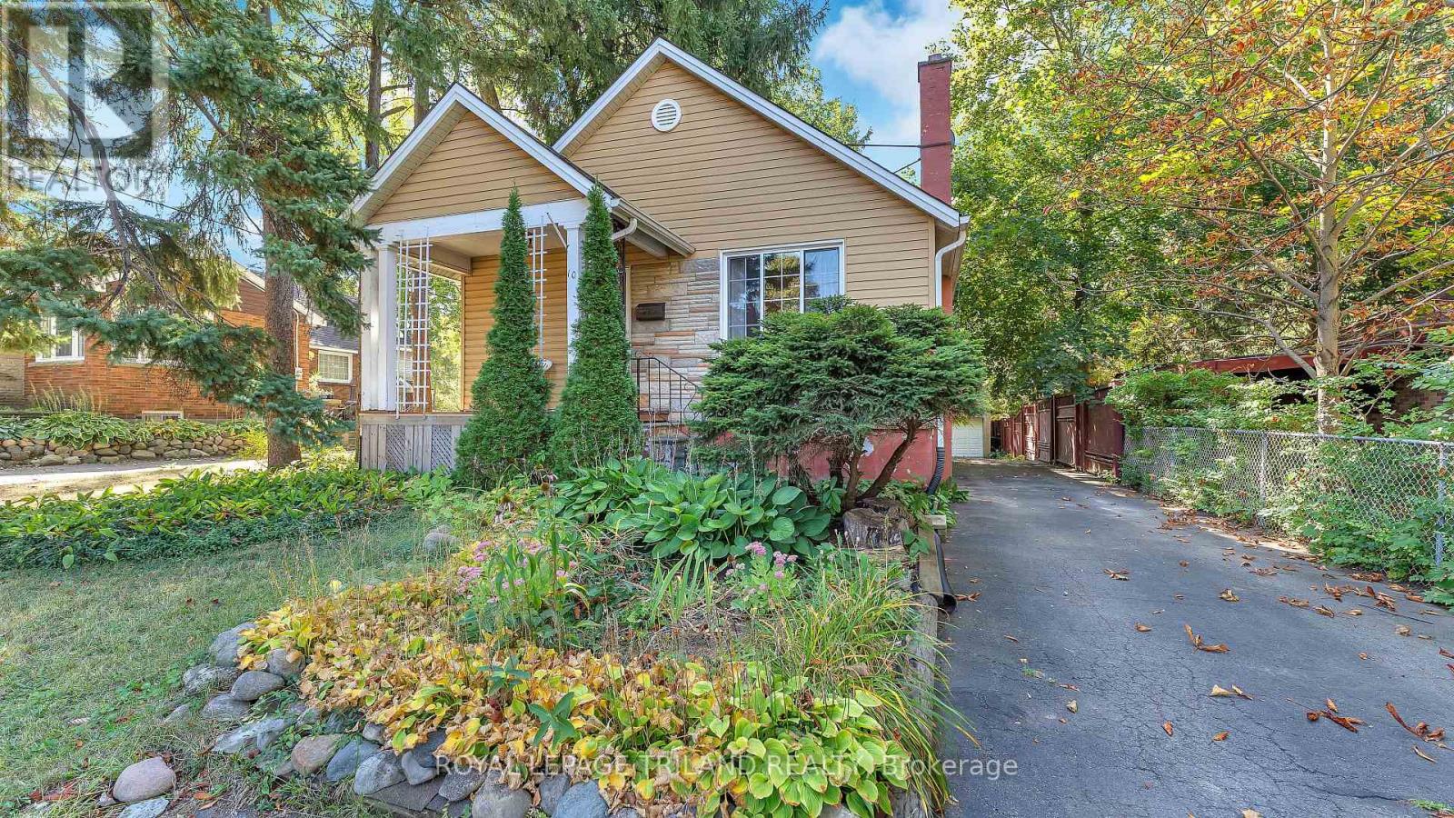 1041 HAMILTON ROAD, London East (East O)