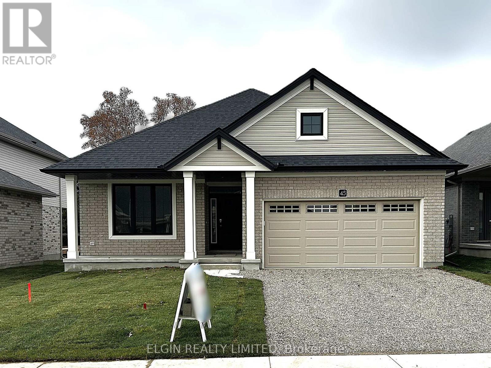 45 LARK STREET, Tillsonburg