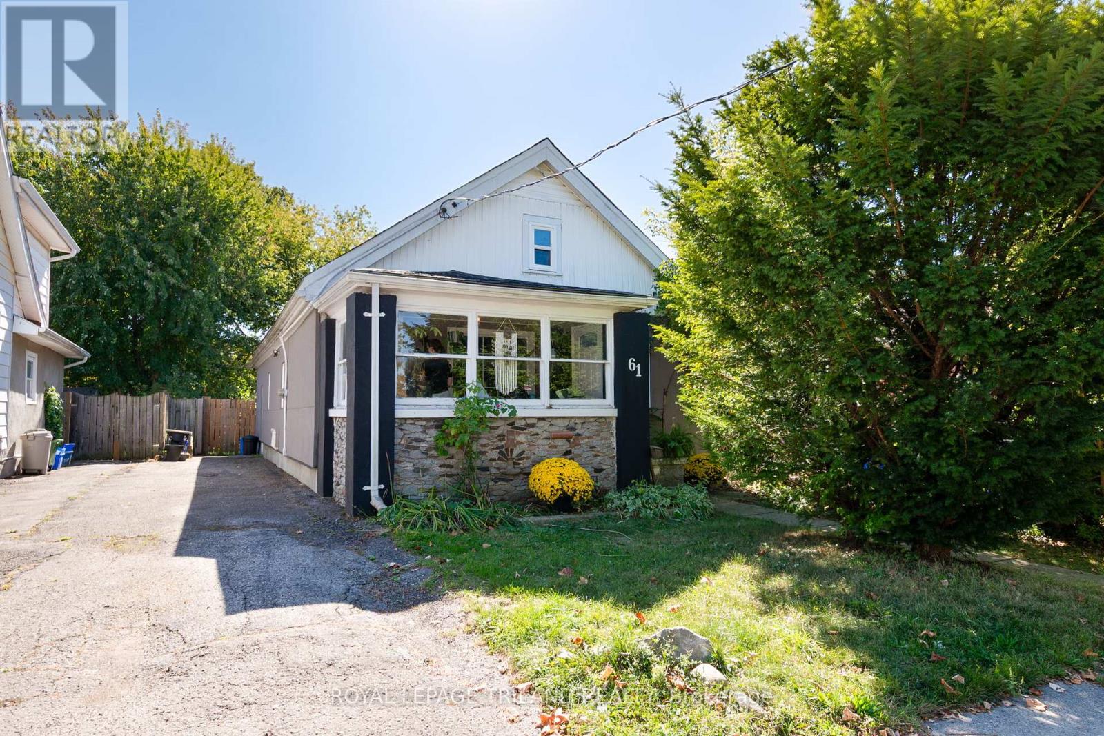 61 BRISCOE STREET W, London South (South E)