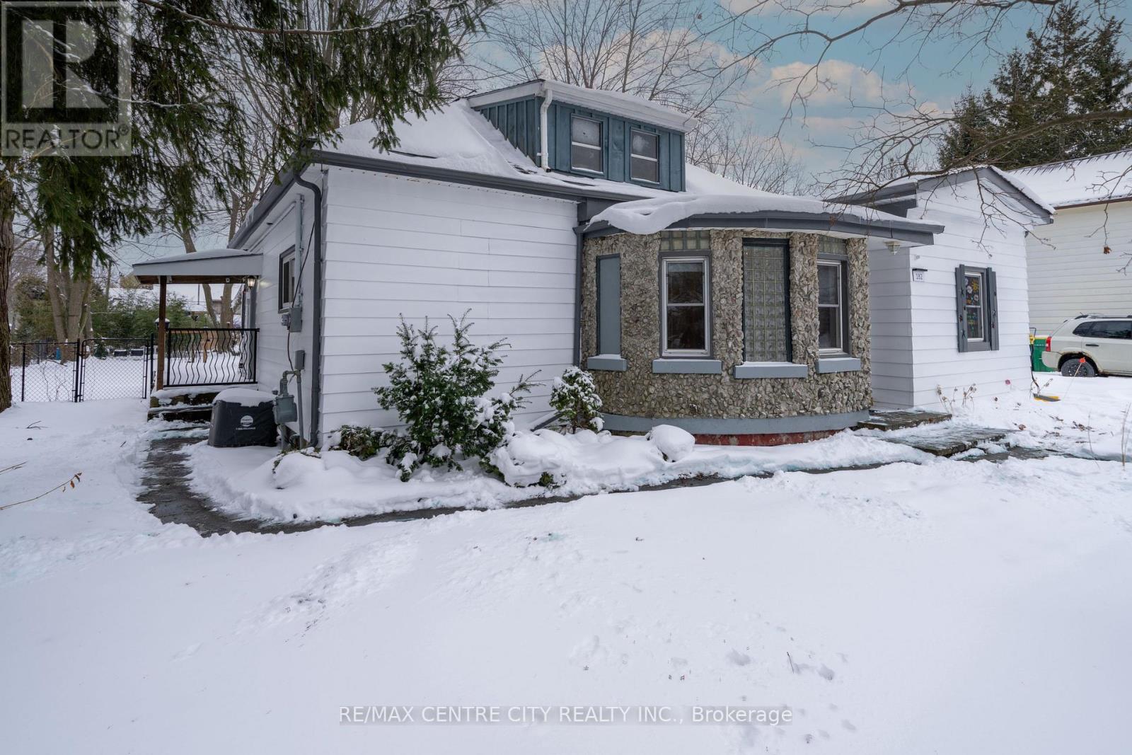 182 VICTORIA STREET, Southwest Middlesex (Glencoe)