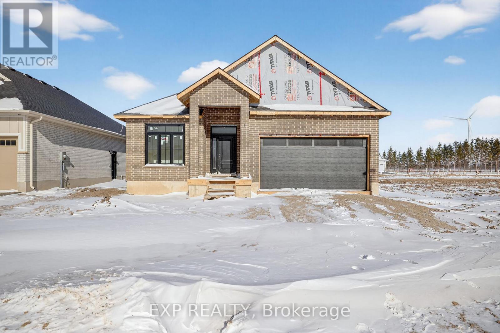 6 SULLIVAN STREET, South Huron (Stephen)