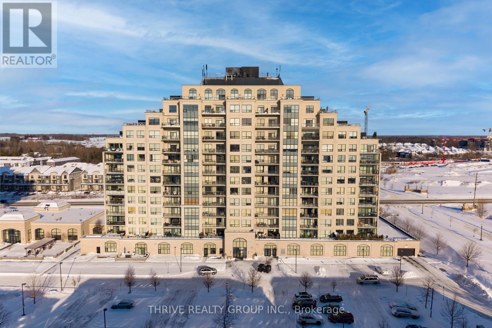 205 - 240 VILLAGEWALK BOULEVARD, London North (North R)