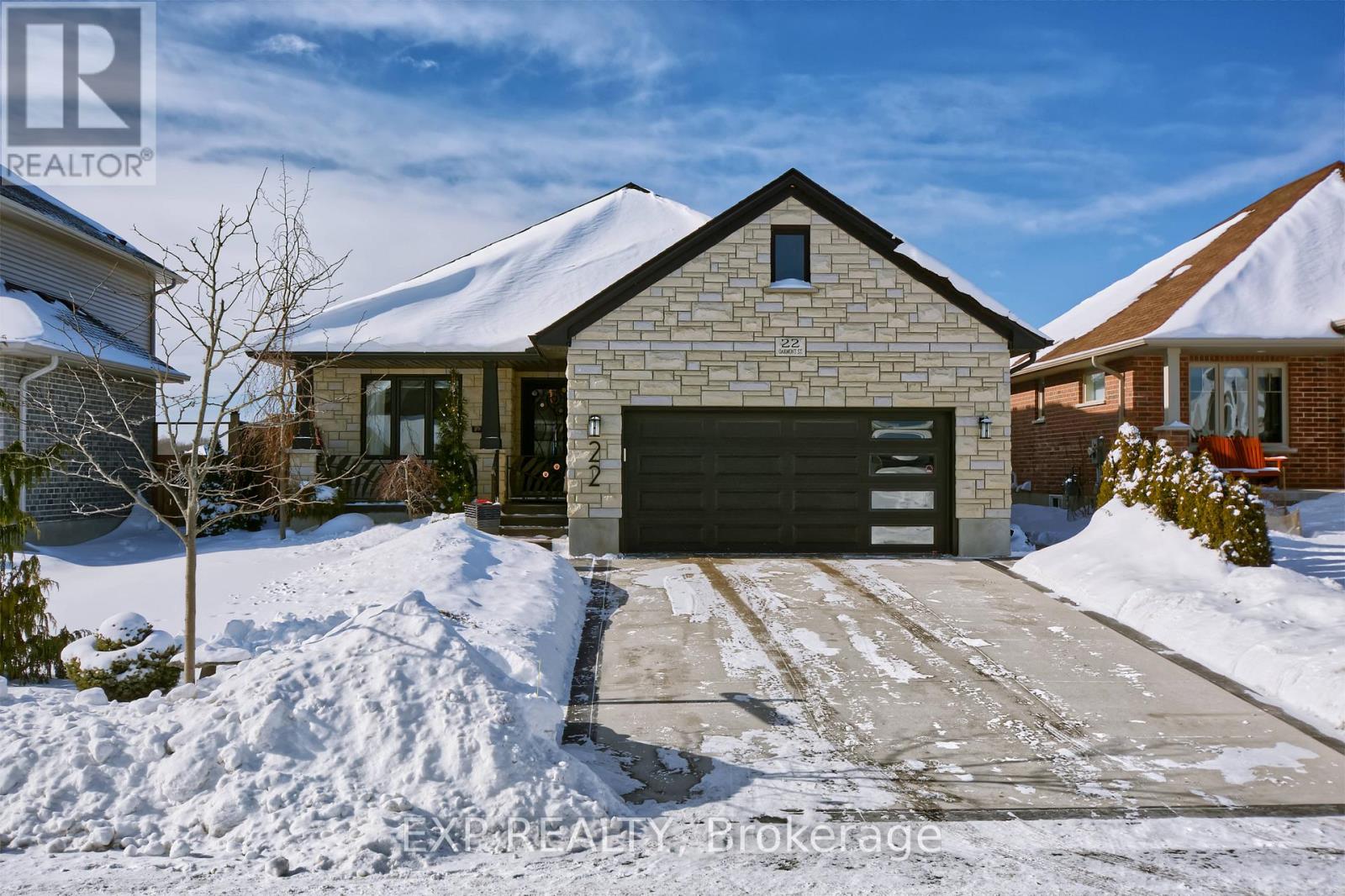 22 OAKMONT STREET, St. Thomas