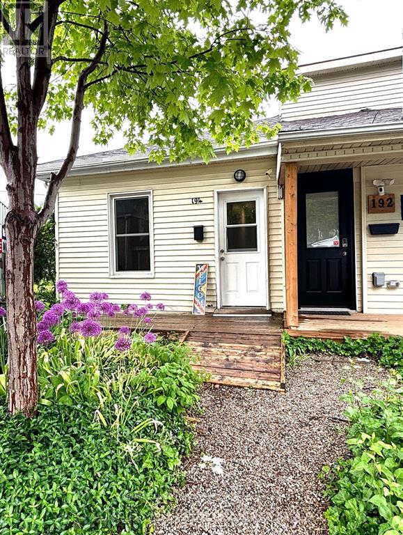 194 MAITLAND STREET, London East (East K)