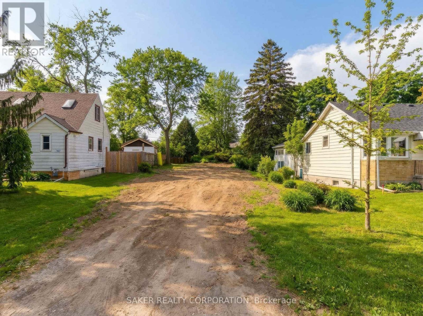 33 CLEMENS STREET, London East (East C)