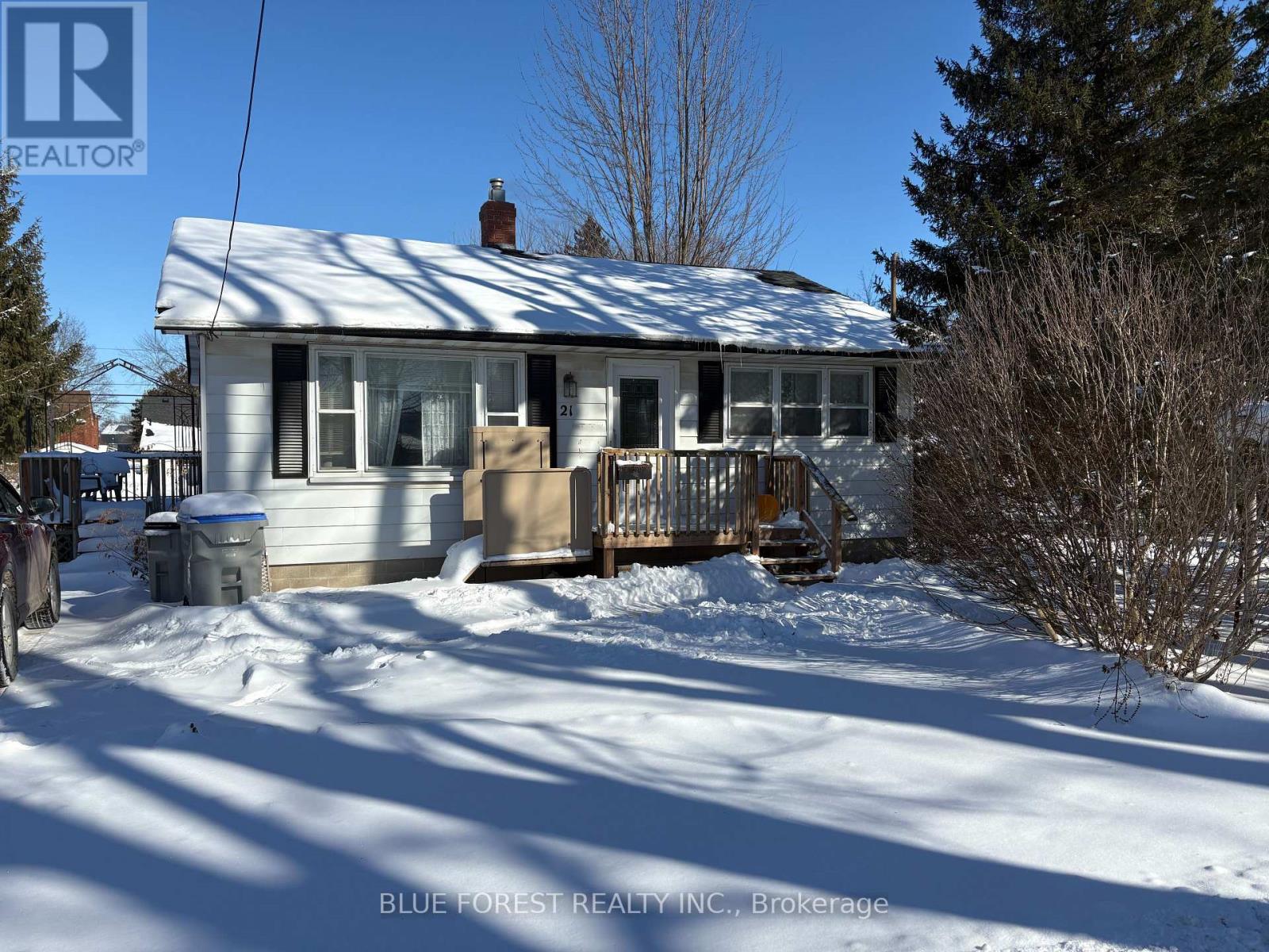 21 MILL LANE, Strathroy-Caradoc (NE)