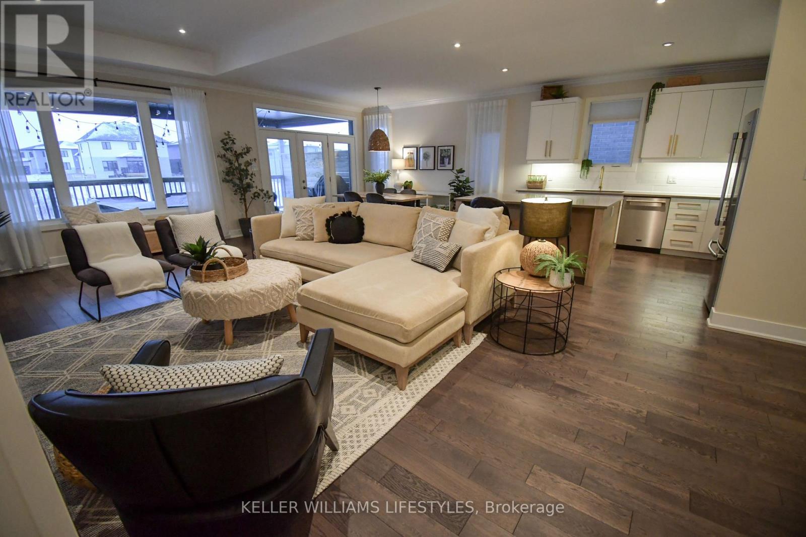 1934 WATEROAK DRIVE, London North (North S)