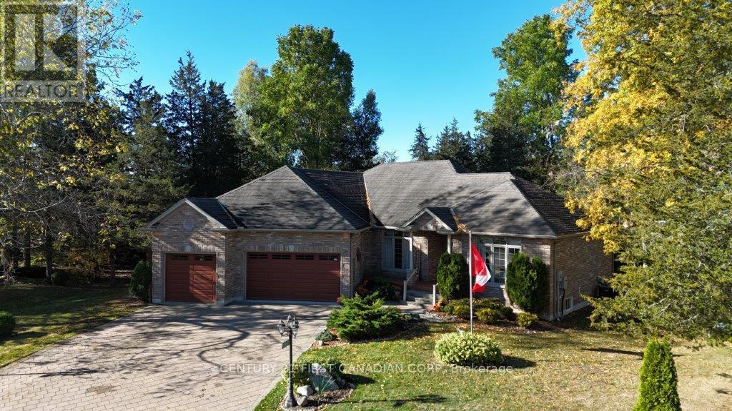 10145 MERRYWOOD DRIVE, Lambton Shores (Grand Bend)