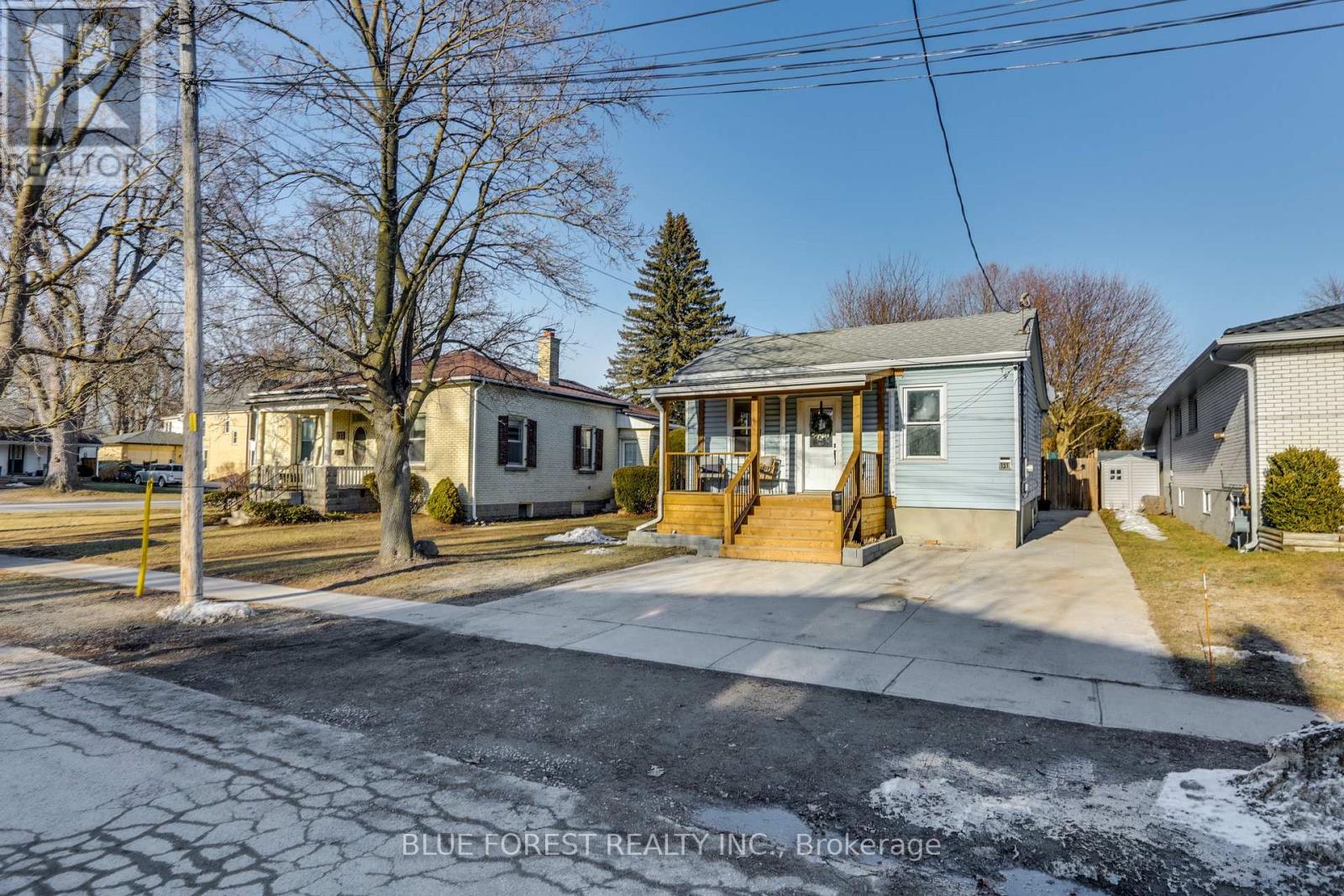 131 EMILY STREET, Strathroy-Caradoc (NW)