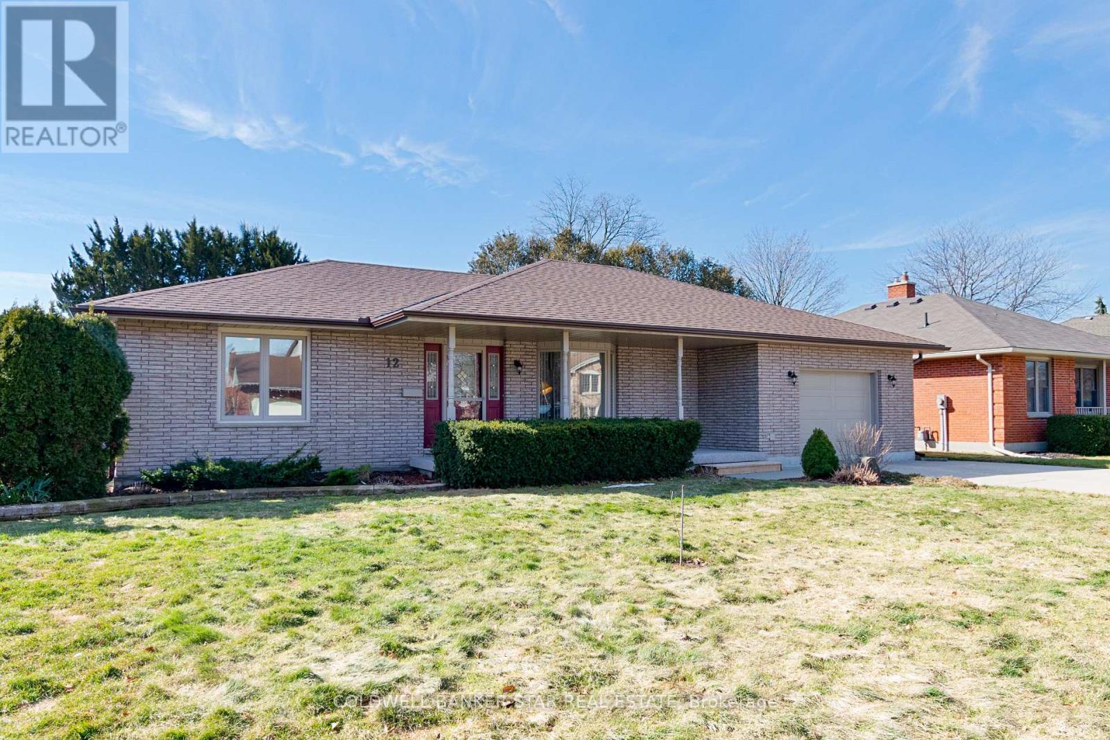 12 TREADWELL STREET, Aylmer