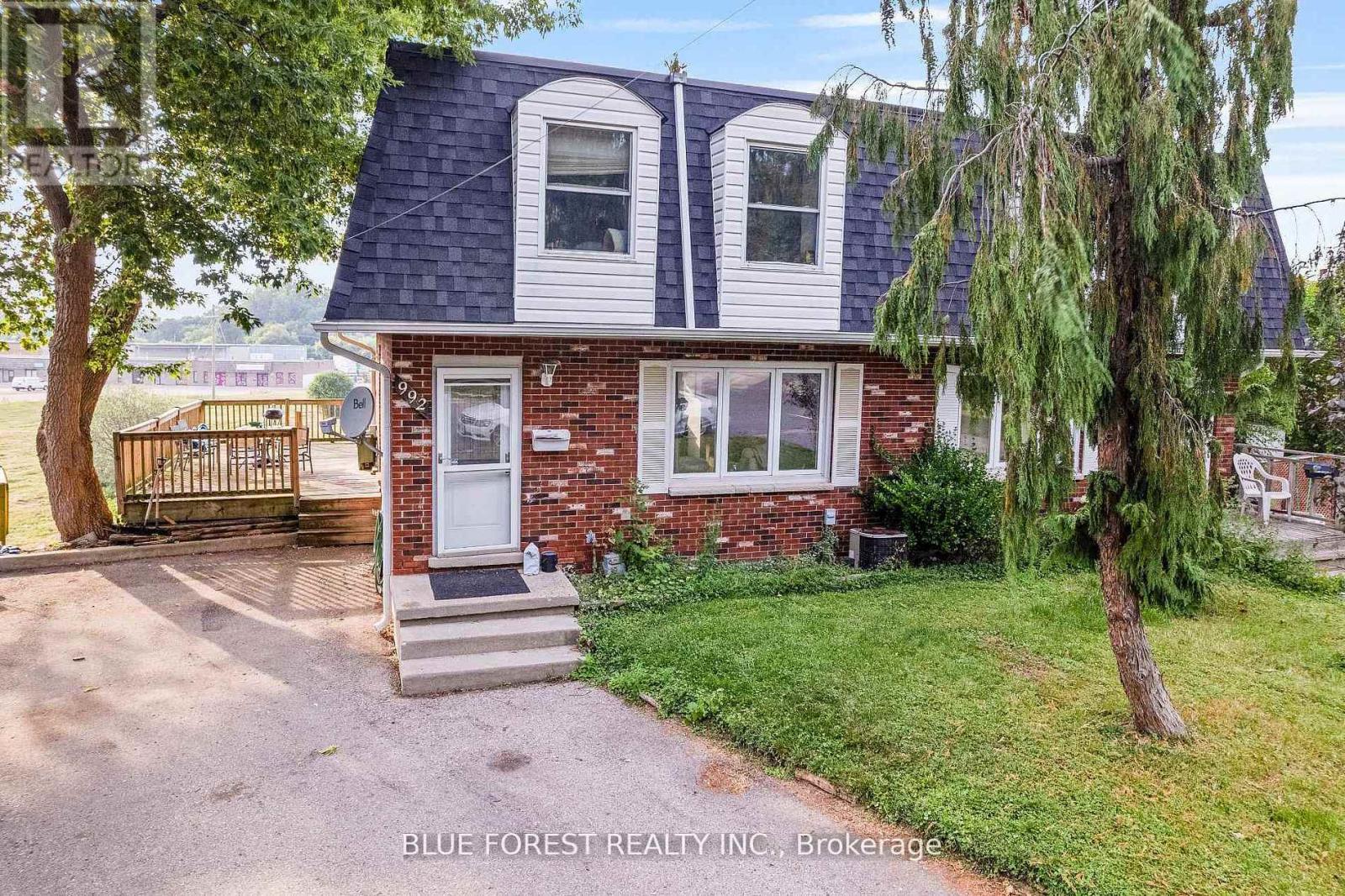 992 EAGLE COURT, London South (South J)