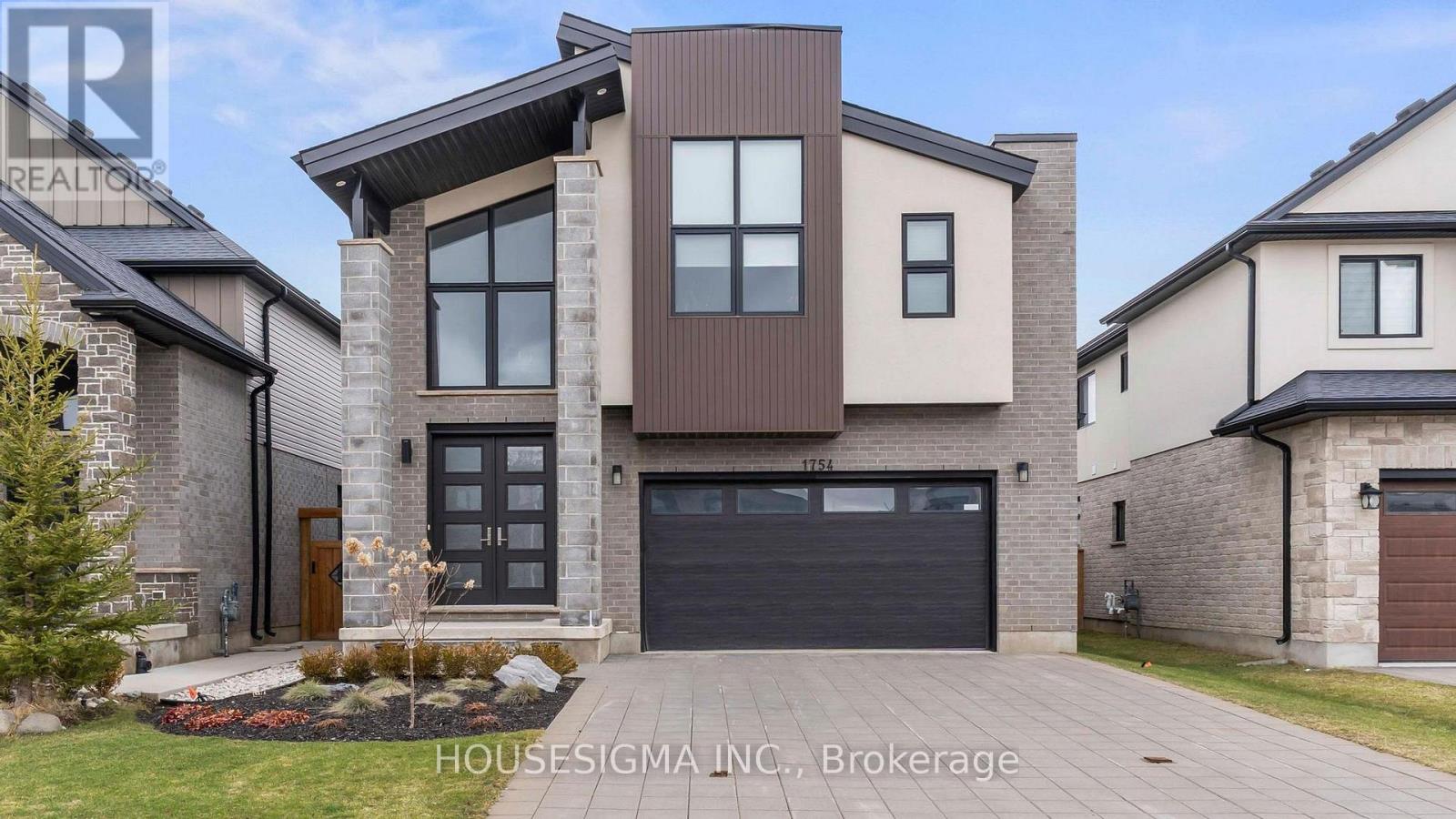 1754 BRAYFORD AVENUE, London South (South K)