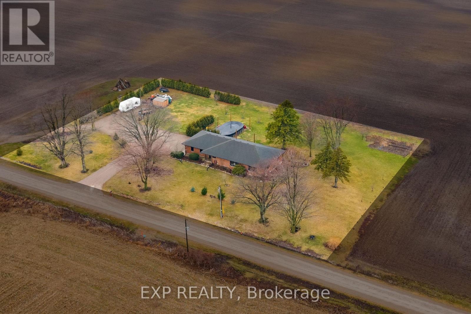 5864 INADALE DRIVE, Adelaide Metcalfe