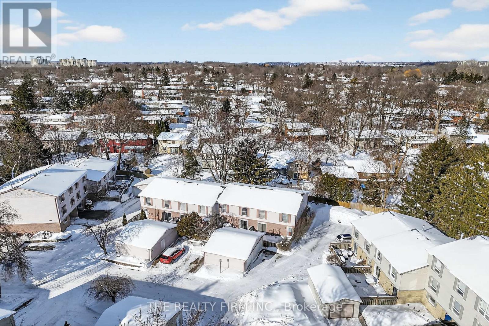 369 EVERGLADE CRESCENT, London North (North P)