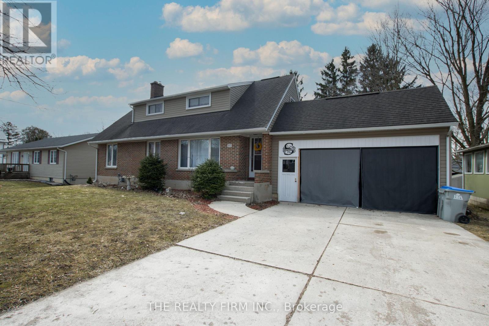 80 PRINCESS STREET W, Central Huron (Clinton)