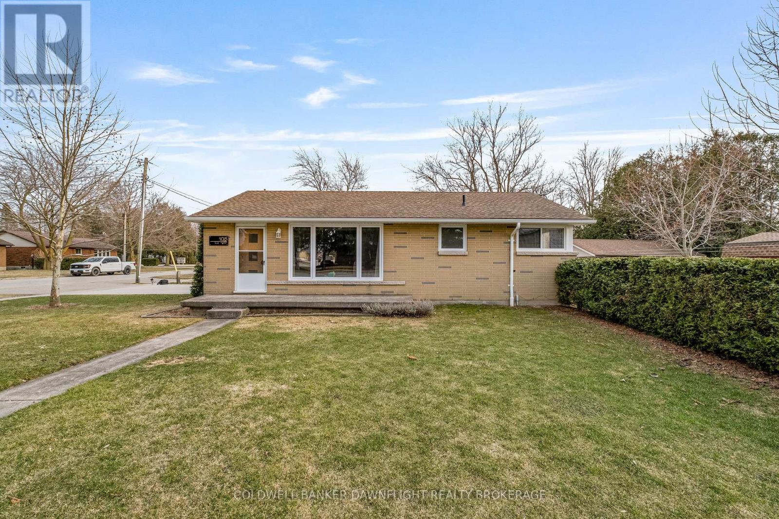 105 WELLINGTON STREET W, South Huron (Exeter)