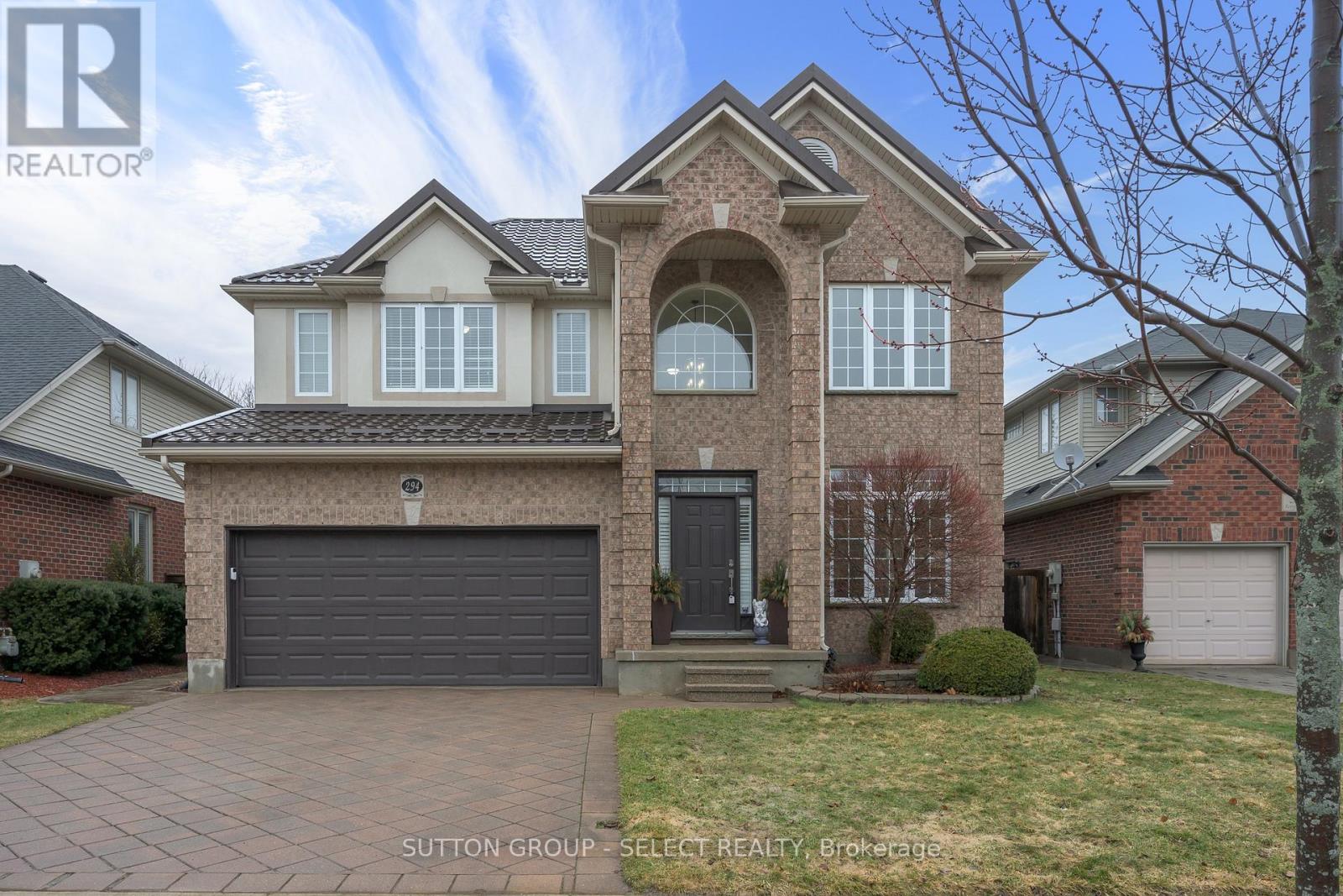 294 BERRYHILL DRIVE, London North (North B)