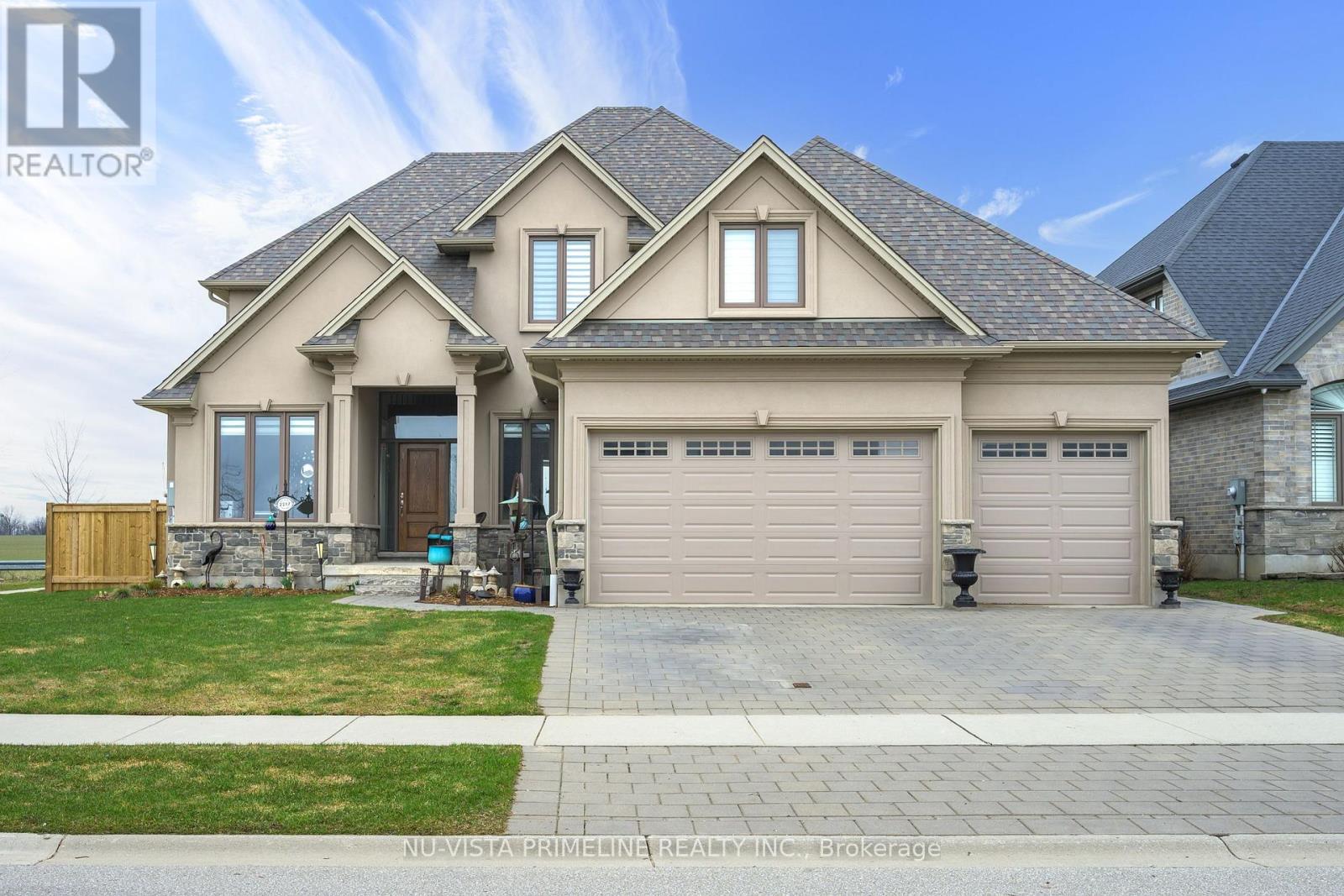 2217 DAUNCEY CRESCENT N, London North (North B)